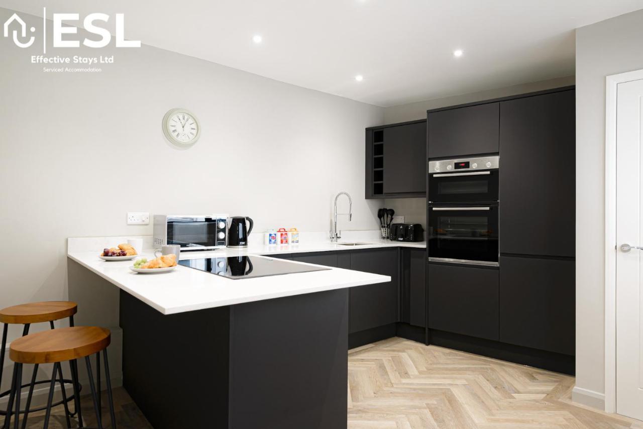Comfy Modern 2 Bedroom Duplex Apartment With Sun Terrace Shrewsbury Exterior photo