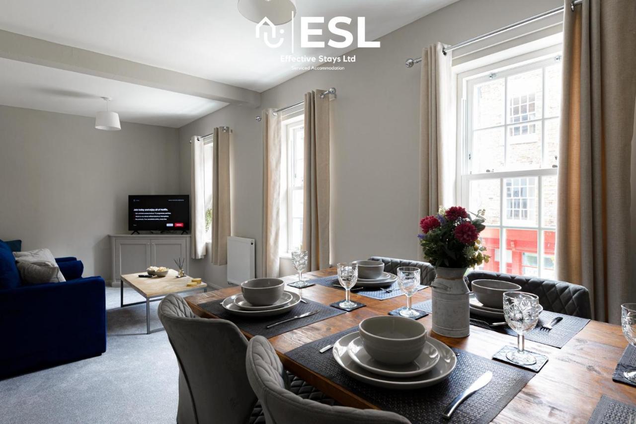 Comfy Modern 2 Bedroom Duplex Apartment With Sun Terrace Shrewsbury Exterior photo